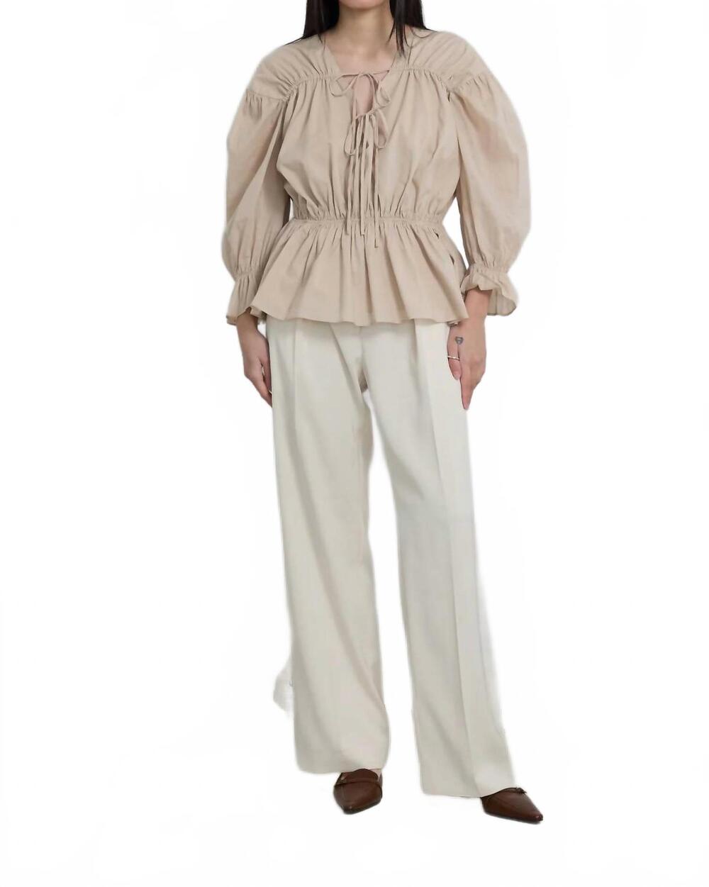NEW MOD REF feminine cotton blouse in beige